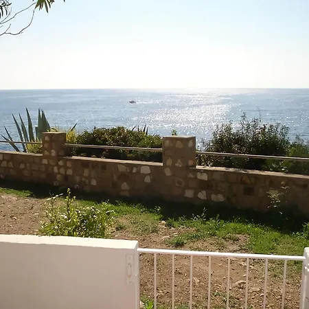 Cala Llobeta 16 *
